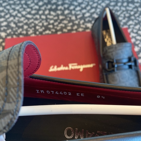Salvatore Ferragamo Parigi 19 Drivers (NWT) main image 7